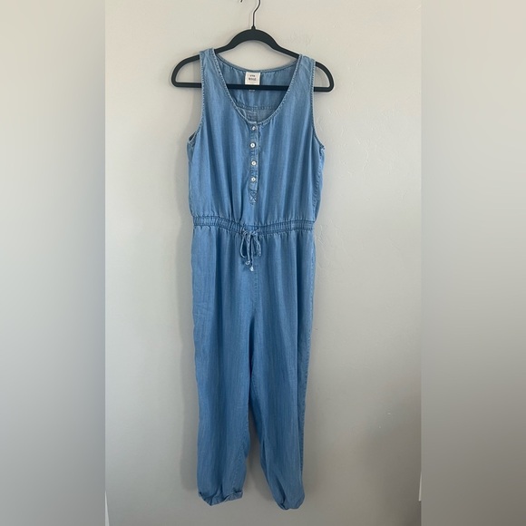Knox Rose Women's Denim Sleeveless Jumpsuit - Picture 1 of 9